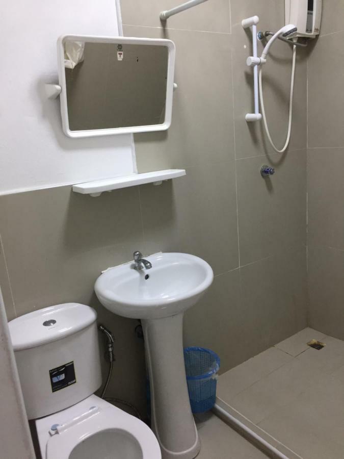 Escobar Guesthouse ジョムティエンビーチ エクステリア 写真