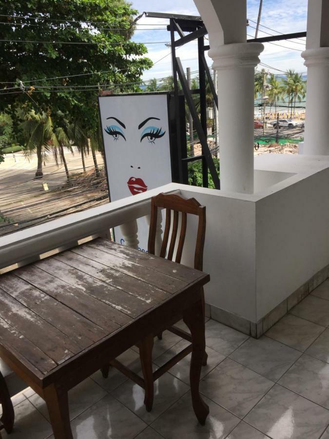 Escobar Guesthouse ジョムティエンビーチ エクステリア 写真