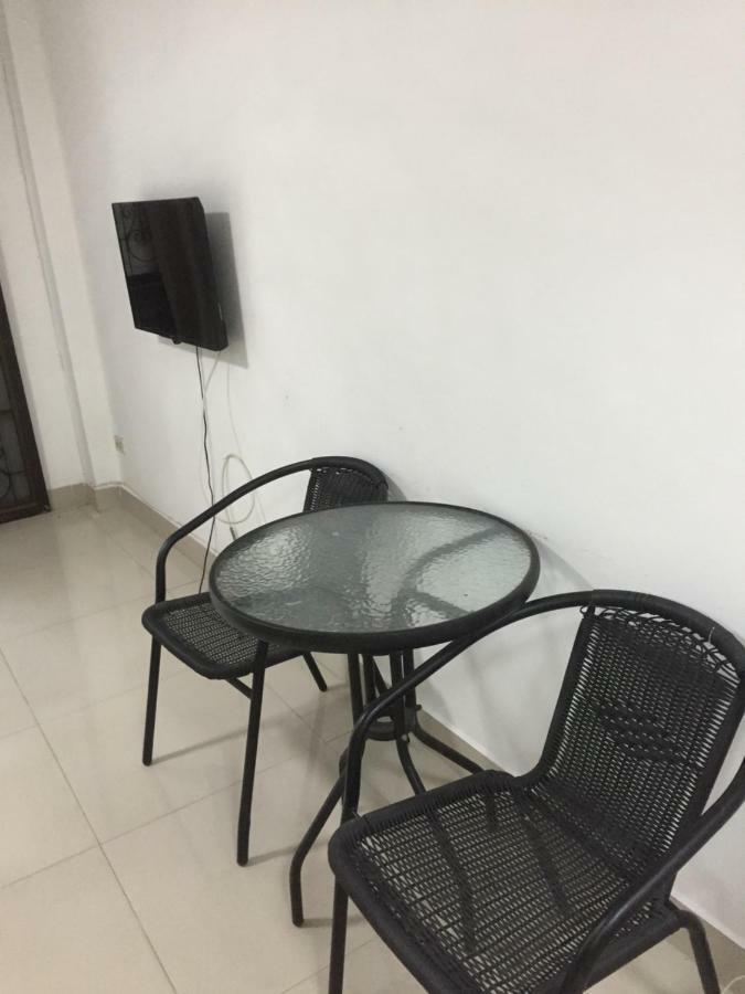 Escobar Guesthouse ジョムティエンビーチ エクステリア 写真
