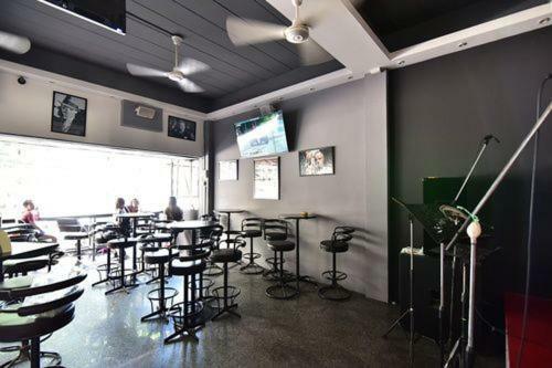 Escobar Guesthouse ジョムティエンビーチ エクステリア 写真